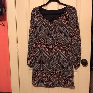 Patterned long sleeve dress